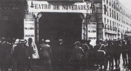 Вход в театр "Новедадес" перед пожаром, Мадрид, Испания, 1928 год