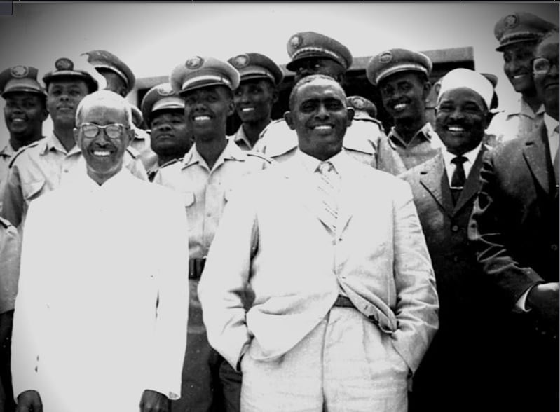 Абдирашид Али Шермарк, президент Сомали (на фото справа). Убит 15 октября 1969 г.