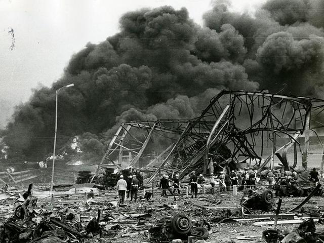 Взрыв и пожар на химическом заводе во Фликсборо, 1 июня 1974 года