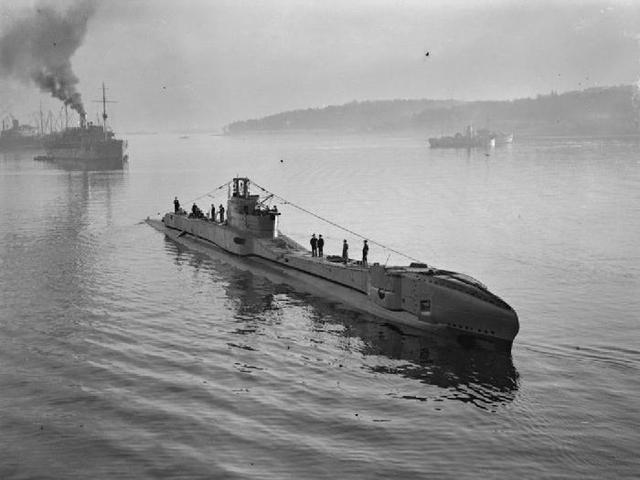 Английская подводная лодка «ТЕТИС»