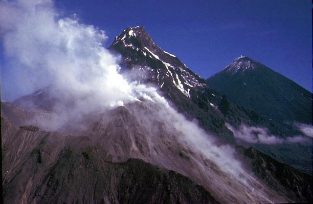 Вулкан Келуд. Индонезия